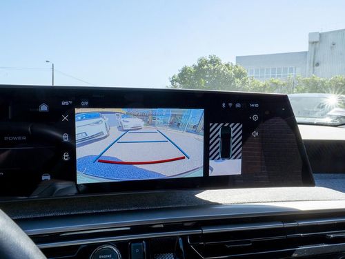 Peugeot E-3008 - Photo 35