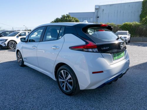 Nissan Leaf - Photo 9