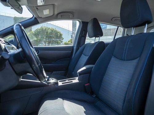 Nissan Leaf - Photo 22