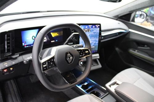 Renault Scénic E-Tech - Photo 12