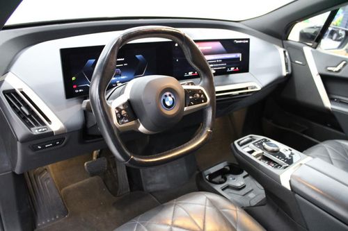 BMW iX - Photo 12