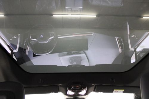 BMW iX - Photo 17