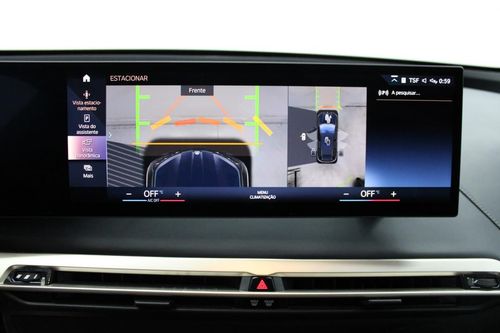 BMW iX - Photo 30