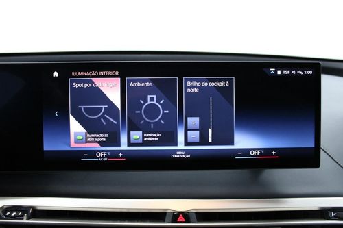 BMW iX - Photo 34