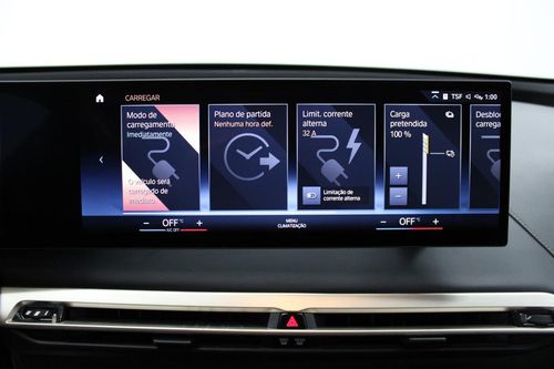 BMW iX - Photo 36