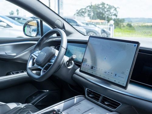 BYD Sealion 7 - Photo 21