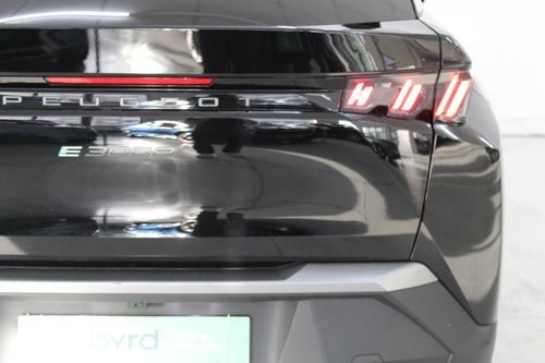 Peugeot E-3008 - Photo 6