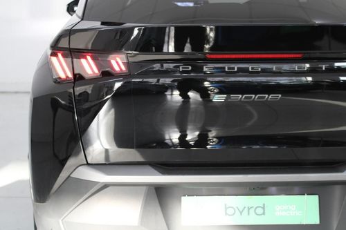 Peugeot E-3008 - Photo 7