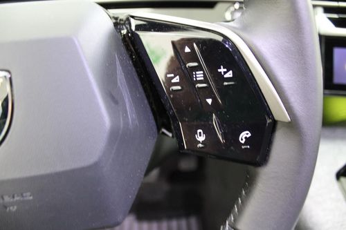 Peugeot E-3008 - Photo 17