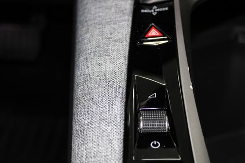 Peugeot E-3008 - Photo 21