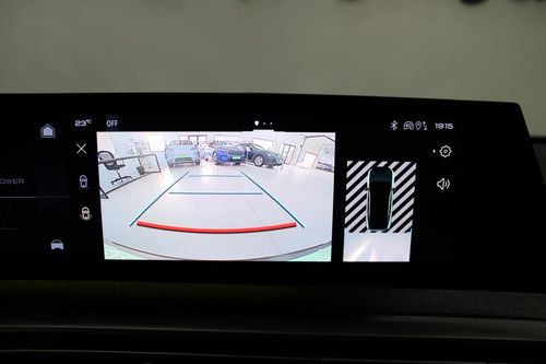 Peugeot E-3008 - Photo 25