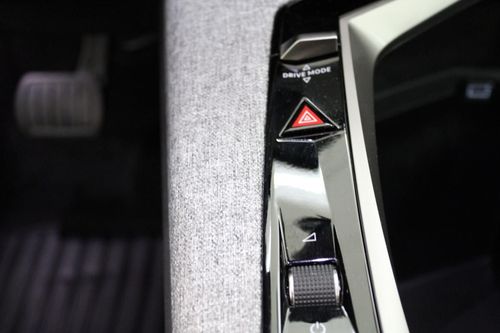 Peugeot E-5008 - Photo 25