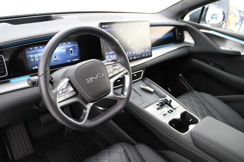 BYD Sealion 7 - Photo 13