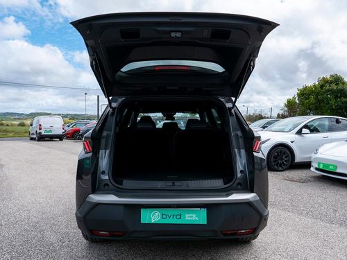 Peugeot E-5008 - Photo 14