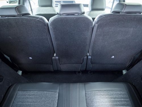 Peugeot E-5008 - Photo 17