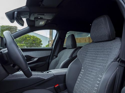 Peugeot E-5008 - Photo 26