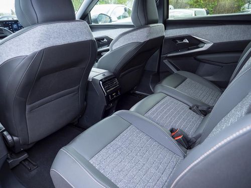 Peugeot E-5008 - Photo 27