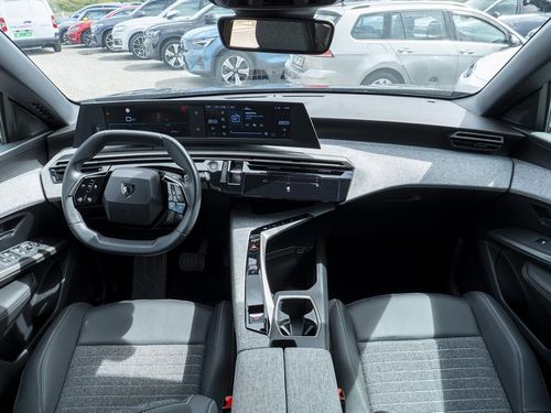 Peugeot E-5008 - Photo 31