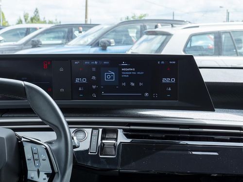 Peugeot E-5008 - Photo 33