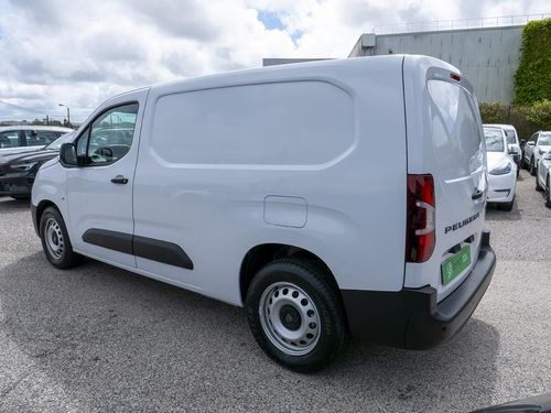 Peugeot Partner - Photo 10