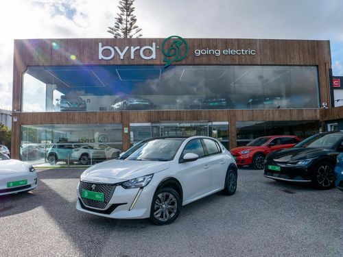 Peugeot e-208 - Photo 1