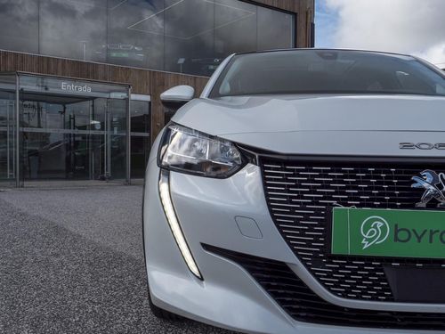 Peugeot e-208 - Photo 5