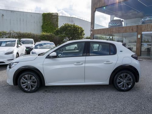 Peugeot e-208 - Photo 8