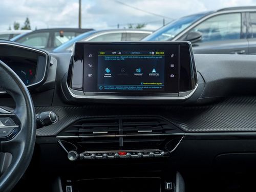 Peugeot e-208 - Photo 27