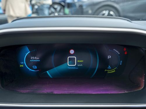 Peugeot e-208 - Photo 30