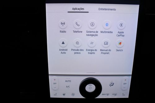 Ford Mustang Mach-E - Photo 21