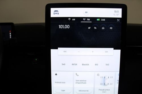 Ford Mustang Mach-E - Photo 22