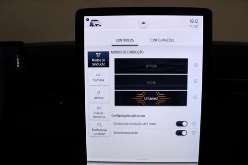 Ford Mustang Mach-E - Photo 26