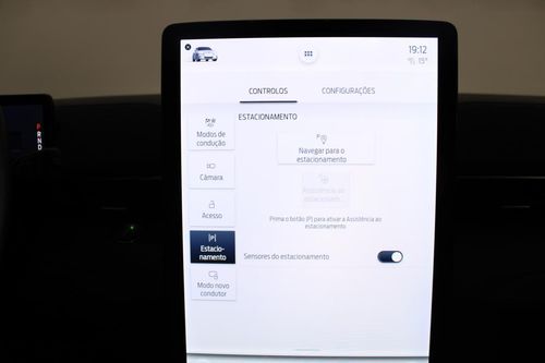 Ford Mustang Mach-E - Photo 28