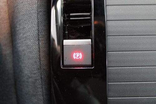 Citroen e-C4 - Photo 21