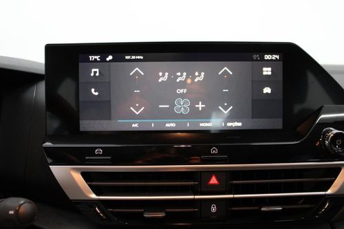 Citroen e-C4 - Photo 24