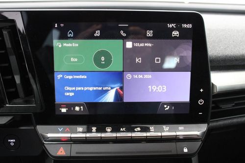 Renault Mégane E-Tech - Photo 22