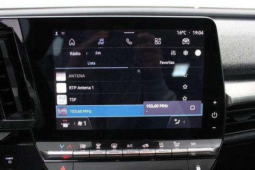 Renault Mégane E-Tech - Photo 24