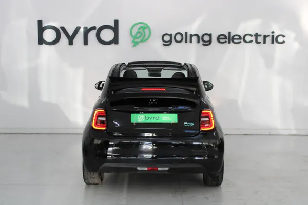 Fiat 500e C - Photo 6