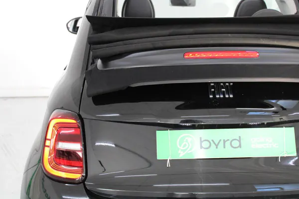 Fiat 500e C - Photo 8
