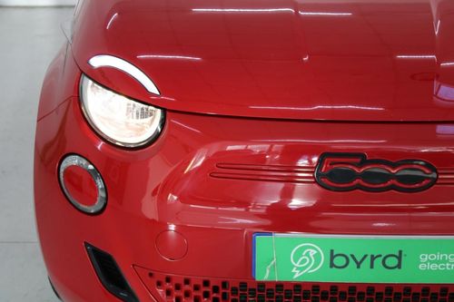 Fiat 500e - Photo 4