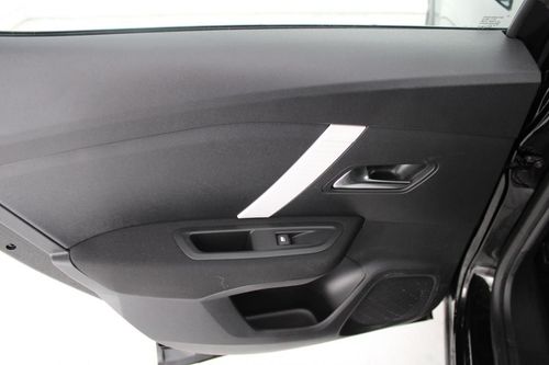 Citroen e-C4 - Photo 12