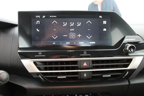 Citroen e-C4 - Photo 25