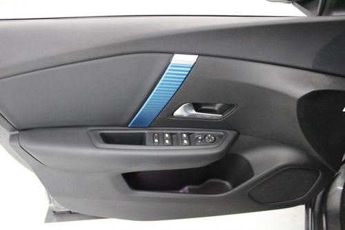 Citroen e-C4 - Photo 9