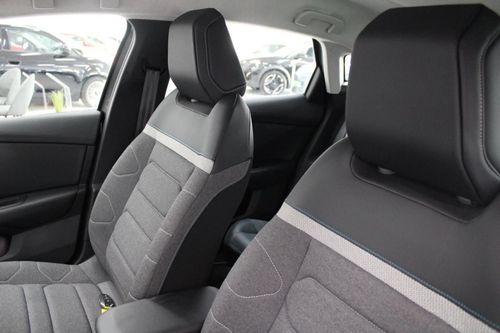 Citroen e-C4 - Photo 10