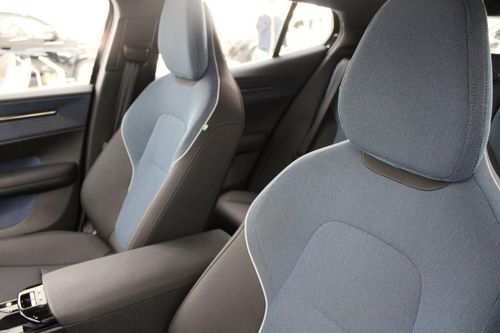 Volvo EX30 - Photo 11