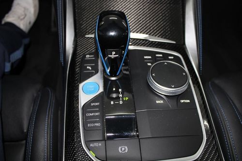 BMW i4 - Photo 24