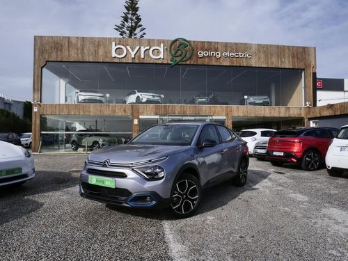 Citroen e-C4 X - Photo 1