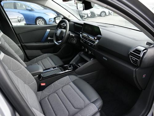 Citroen e-C4 X - Photo 11