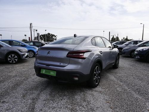 Citroen e-C4 X - Photo 9