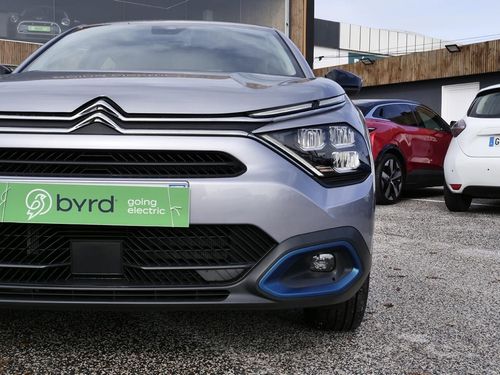 Citroen e-C4 X - Photo 6